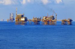 THI CÔNG SÀN NÂNG KỸ THUẬT HPL - PHÒNG SERVER - CẢNG VIETSOPETROL